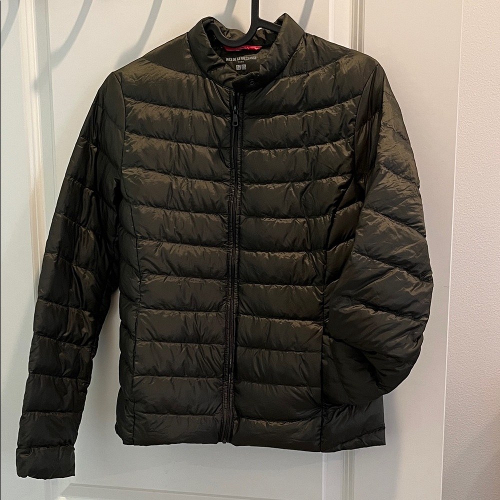 Women's Black Puffer Jacket